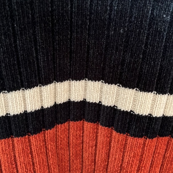 crewneck - Picture 2 of 3